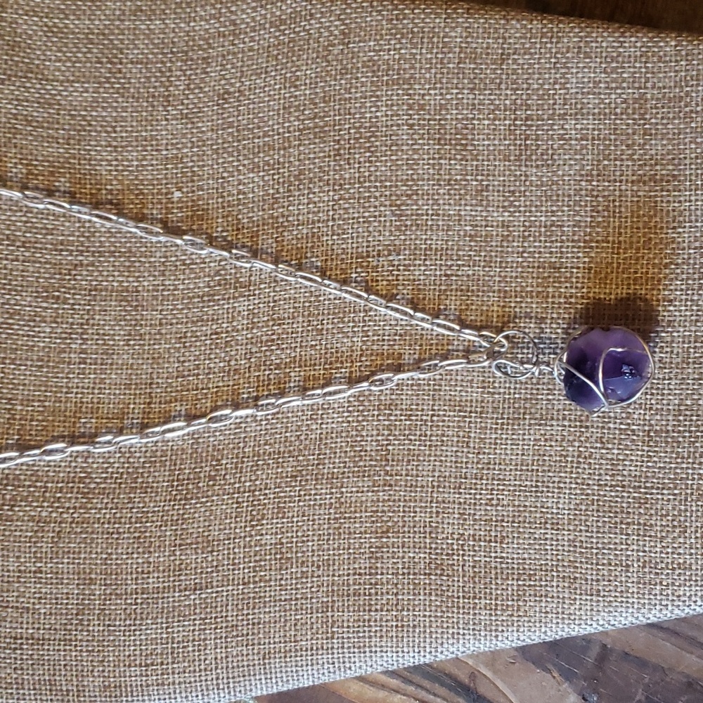 Amethyst natural with 925 filled oval chain